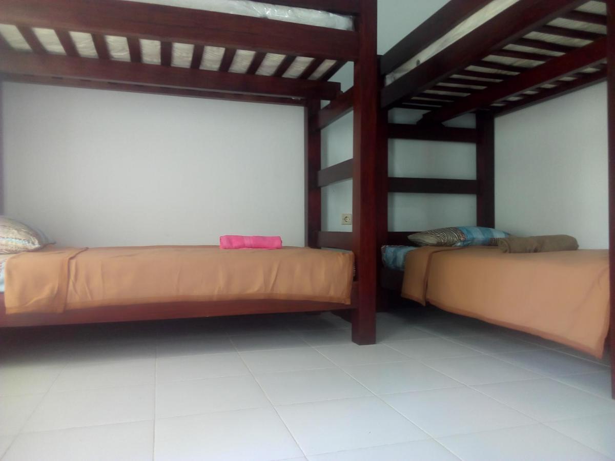 Ariata Arya Hostel Kuta  Eksteriør billede