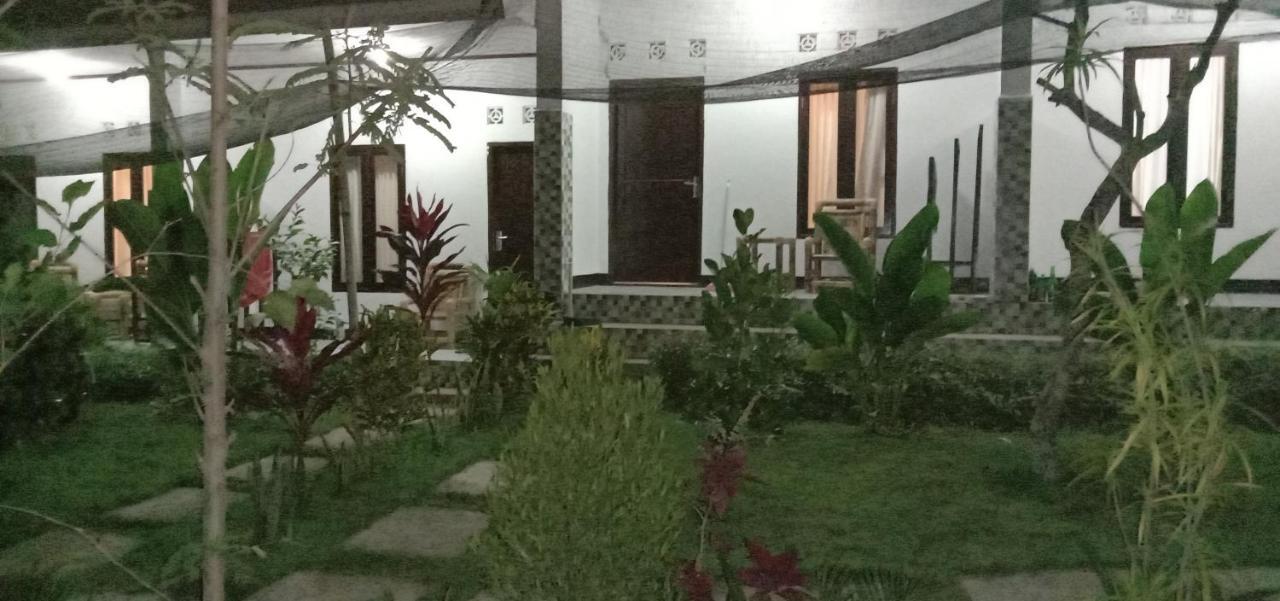 Ariata Arya Hostel Kuta  Eksteriør billede